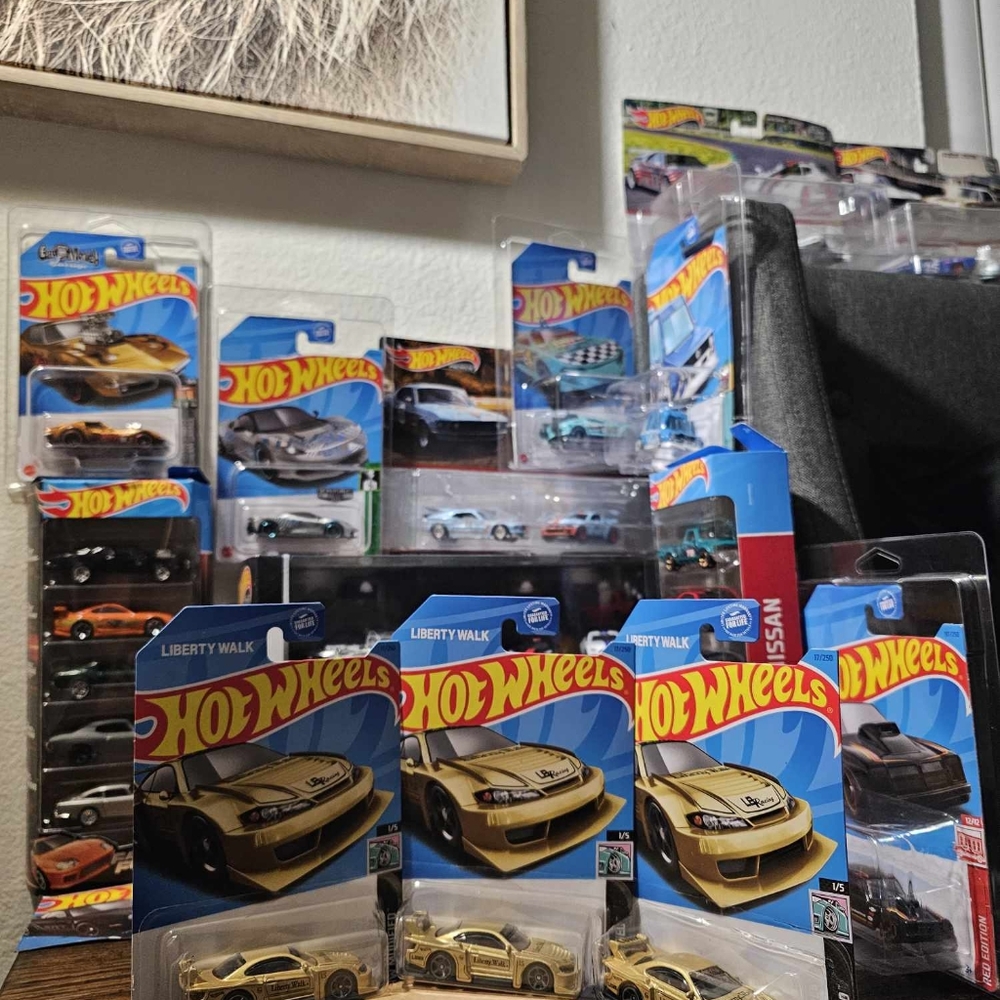 Hot Wheels Nissan Silvia - Picture 3 of 3